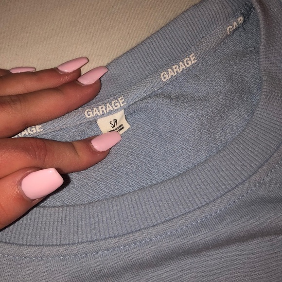 “Cold Shoulder” garage long sleeve!! - Picture 2 of 2